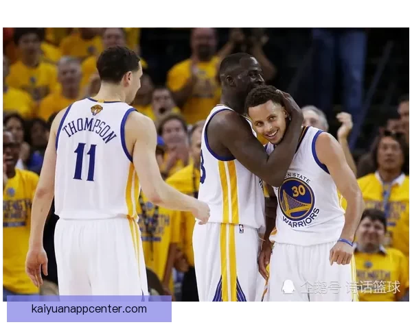 曝格林曾考虑加盟湖人或快船 今夏仍有可能离队 库里为勇士唯一非卖品